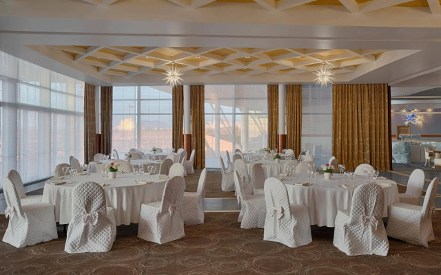 Four Points by Sheraton Oran