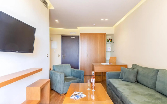Oasis Hotel Apartments