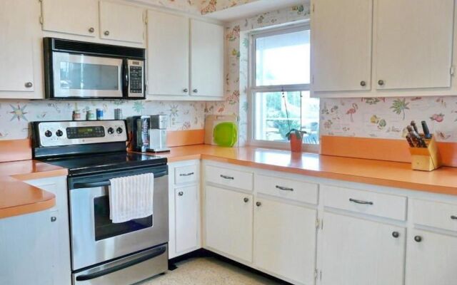 849 Buttonwood Court