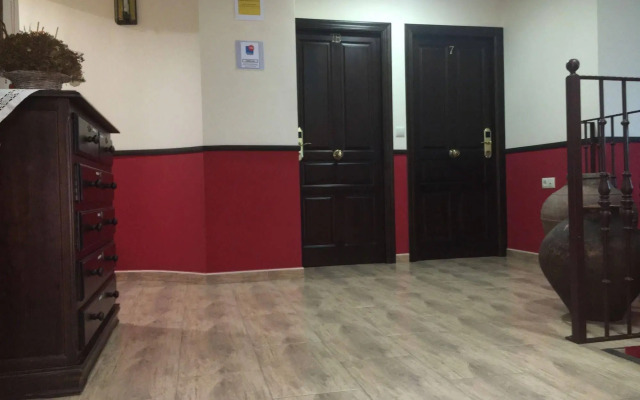 Hostal Alcarayón