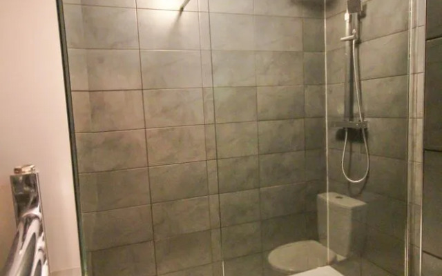 Dame Street Luxury Apartment