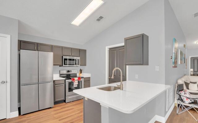 538 Reserve in Davenport