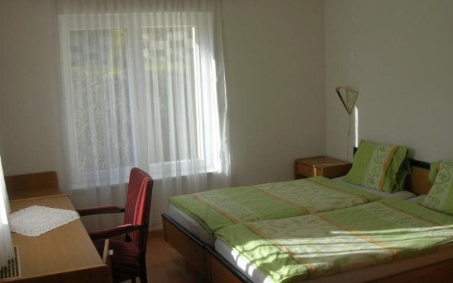 Zimmer Mamma Mia — 3-star hotel in Buerchen