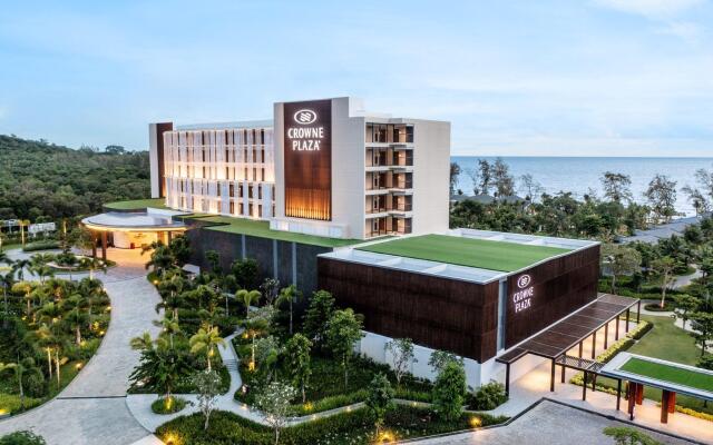 Crowne Plaza Phu Quoc Starbay, an IHG Hotel