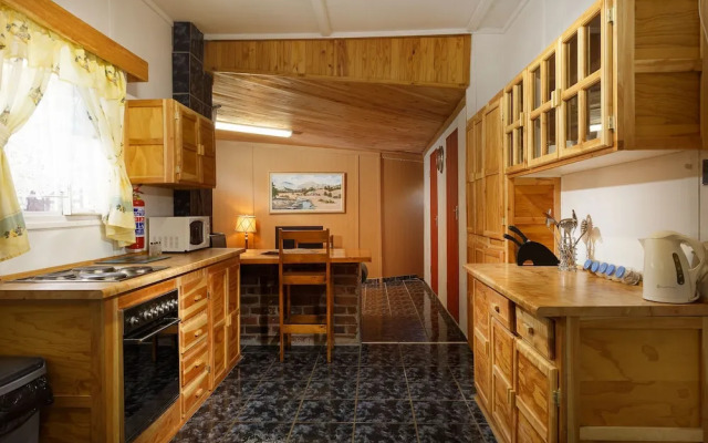 Gariep Dam SunRose Group of Guest Houses