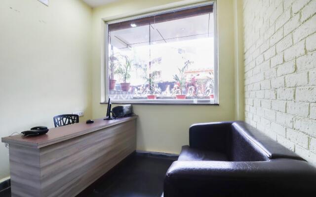 Hotel 7th Heaven by OYO Rooms
