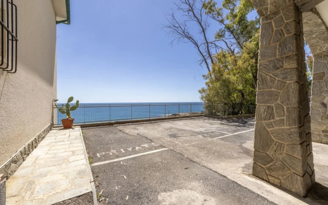 The Sound of the Sea by Wonderful Italy