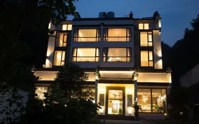 ZhulinShanshe Hotel