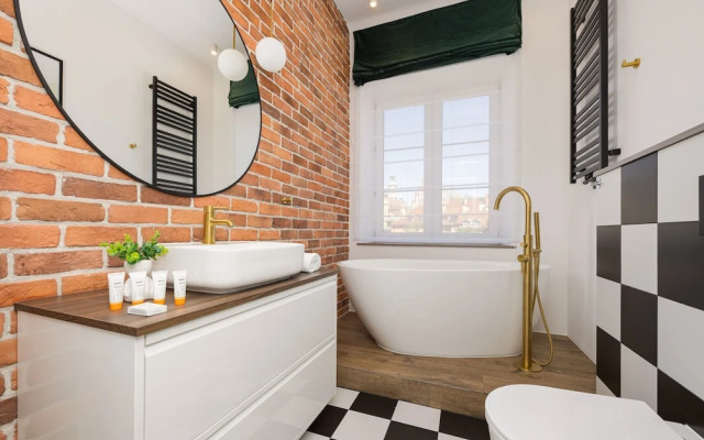 Studio in the Old City by Renters