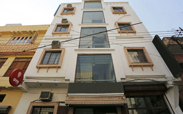 OYO 4752 Hotel Alpine
