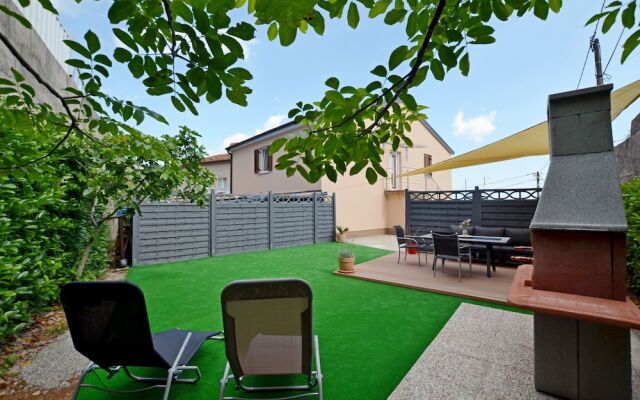 Apartments Golden hour