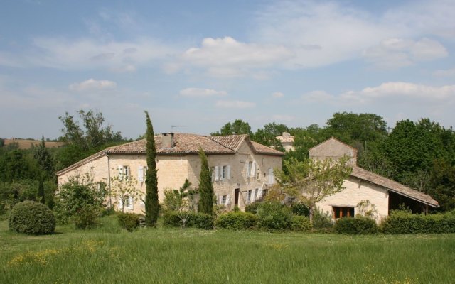 Superb Cottage with Swimming Pool in Fayssac France