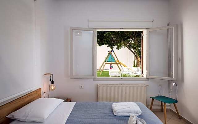 luxury villa for 4 persons with privete garden