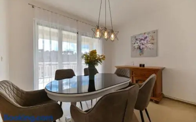 Apartments Kapetan