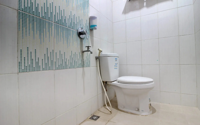 RedDoorz Plus Syariah near Lempuyangan Station 3