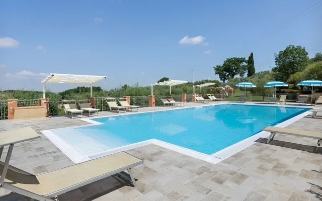 Casale Giulia