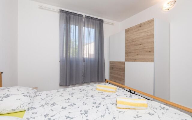 Beautiful Home in Senj With Wifi and 3 Bedrooms