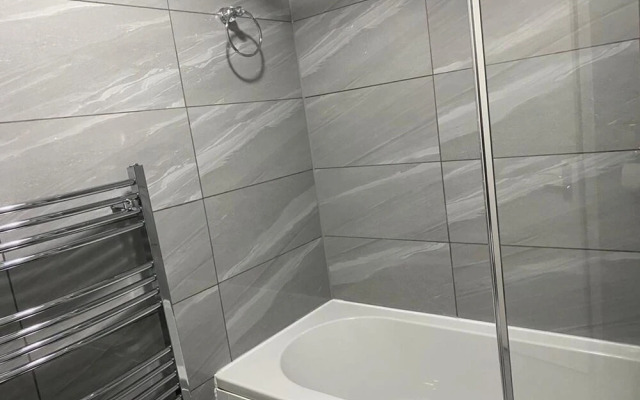 Luxurious 2-bed Apartment in Woolwich, London