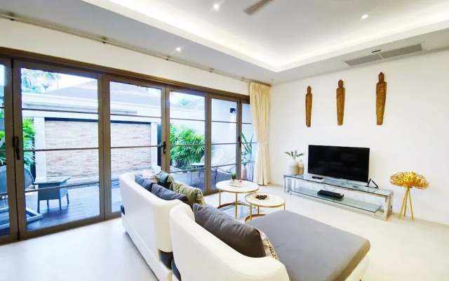 Beautiful 1br Plunge Pool Villa Walk To Bangtao Beach