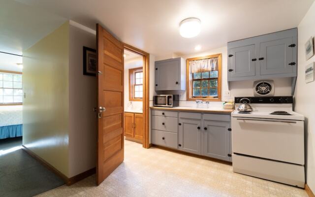 Harris Hideaway 5 Bedroom Home