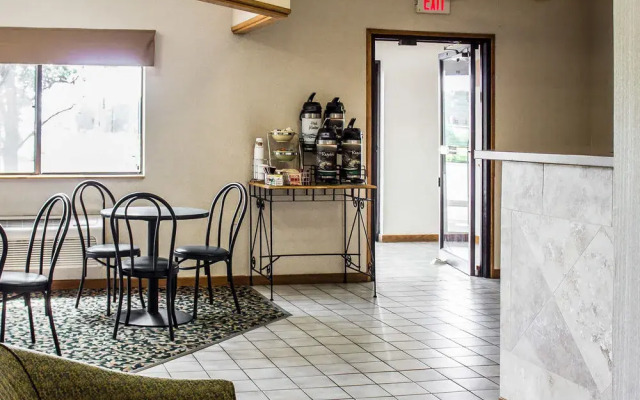 Northwest Inn and Suites- Minocqua