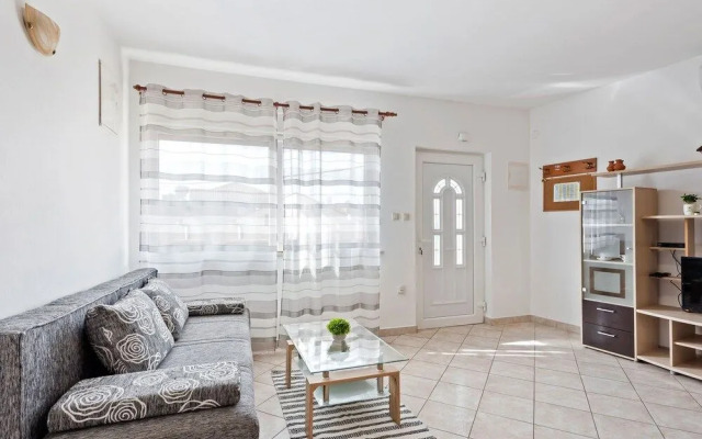 Alluring Apartment in Zadar near Sea