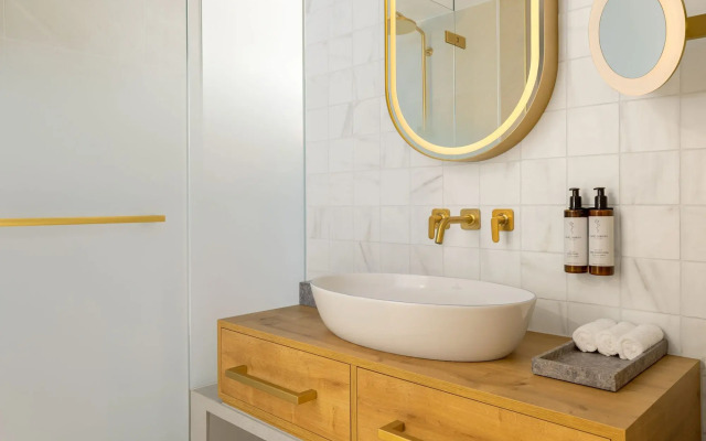 Caro & Selig, Tegernsee, Autograph Collection