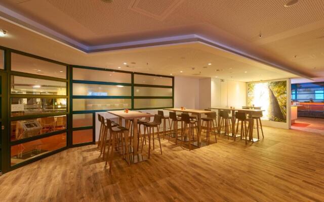 Collegium Glashütten GmbH