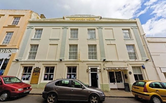 hotelImage