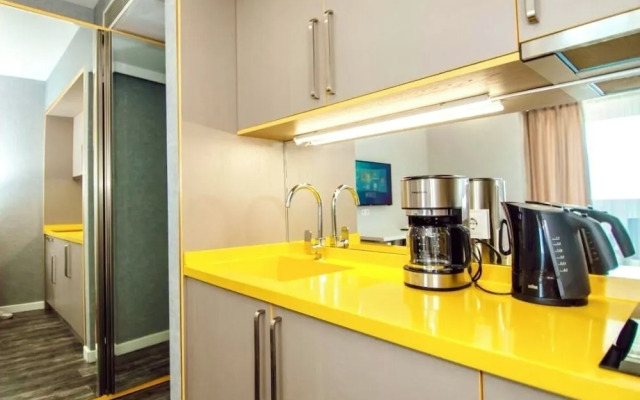 Alliance Palace Aparthotel