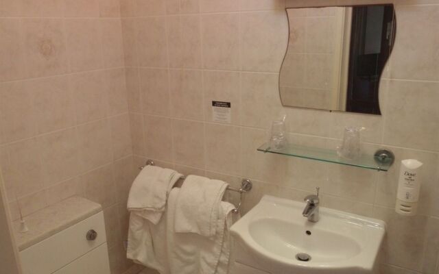 The Shaw Country Hotel