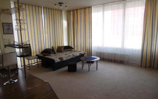 Apartment near Airport