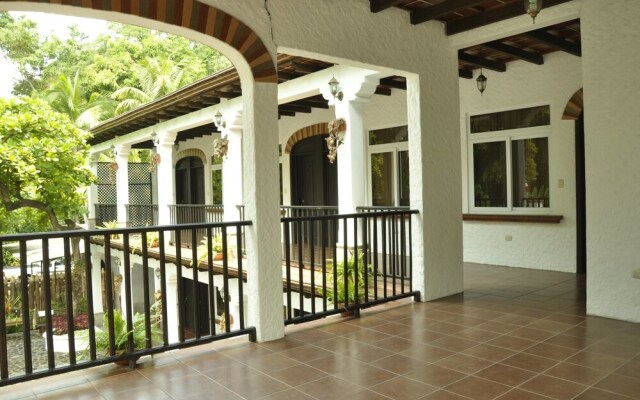 Casa Bourbon Hotel