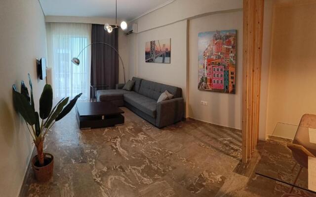 59 Apartment Central Square Kalamata & Parking