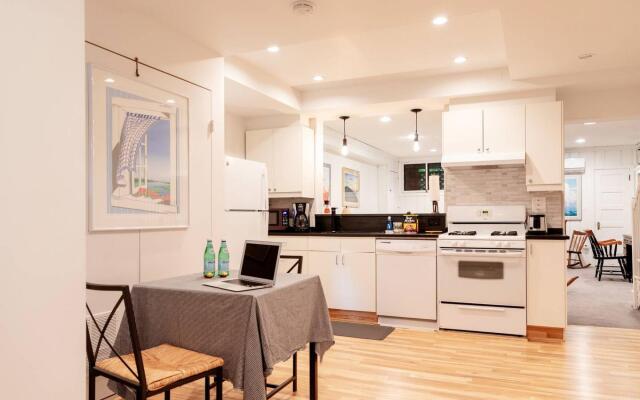 Huge Studio W/Full Kitchen | W/D | Parking