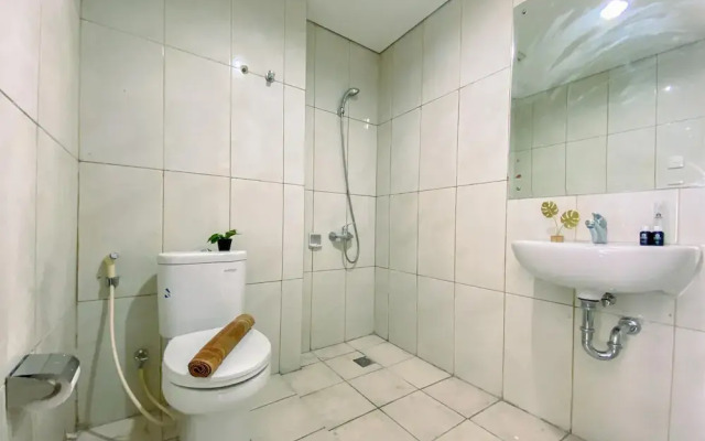 Full Furnished And Homey 3Br Apartment Nifarro Park