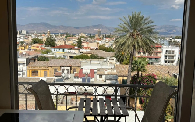 Nicosia City Centre Sky Views Apartment