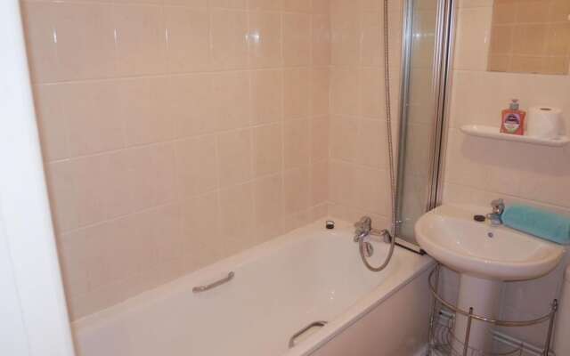 New Sleek 1Bd Flat Super Central Liverpool City