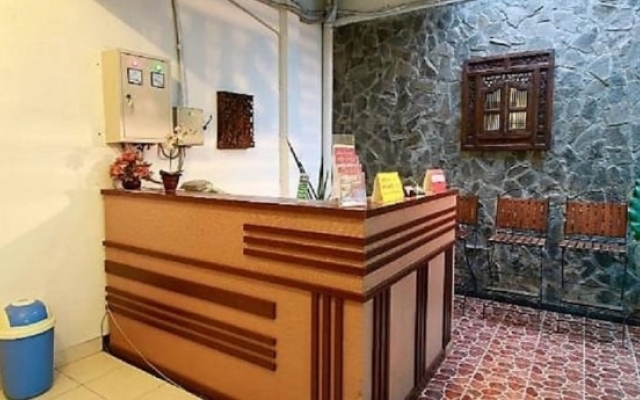 OYO 418 Setra House