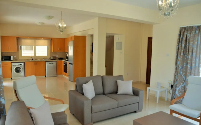 Anthorina Villa 4