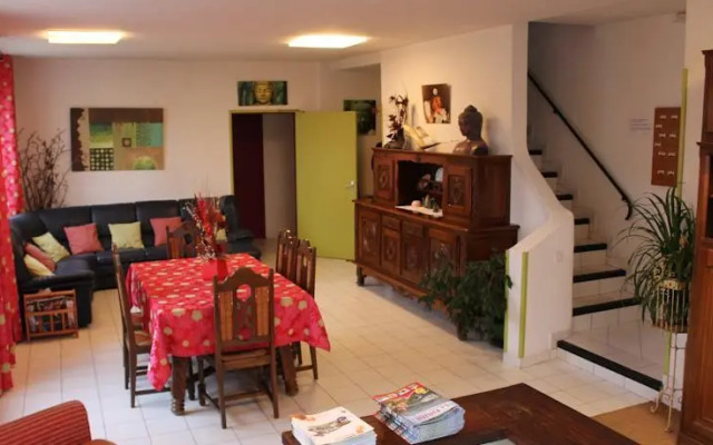 Hotel Bar Restaurant La Pomme de Pin