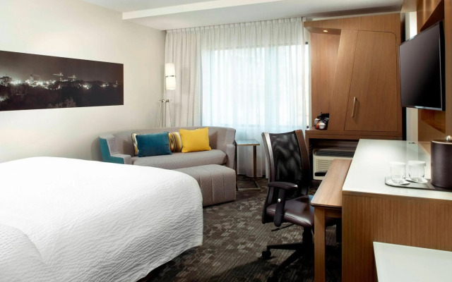 Courtyard Akron Downtown