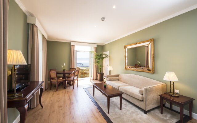 The Rock Hotel