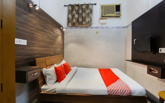 Sree Ganesh Mahal by OYO Rooms