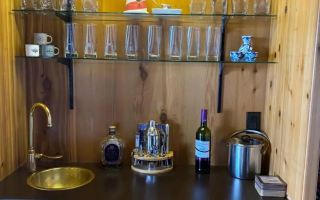 April Point Harbour House