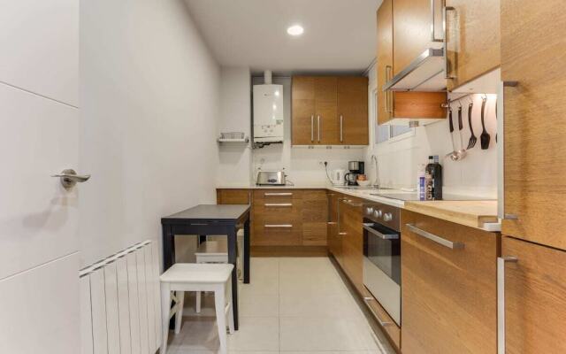 Cosy 4bdr in Exiample, 10mins to Plaza Catalunya