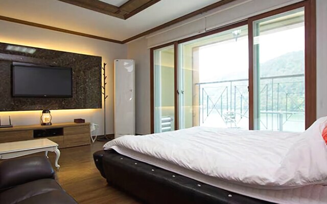 Tongyeong Sea Star Pension