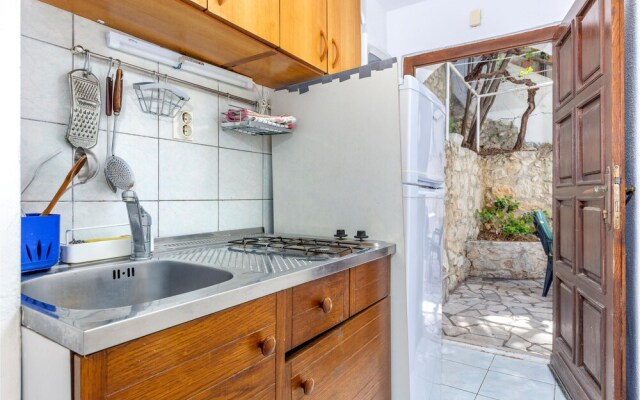 Awesome Apartment in Lokva Rogoznica With Wifi and 2 Bedrooms