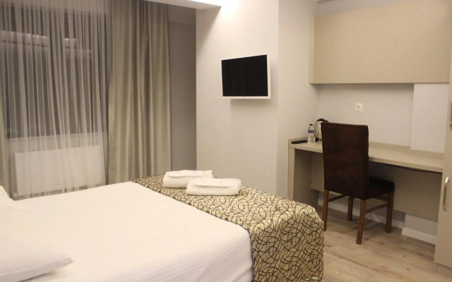 The Corner Inn Hotels By Suit