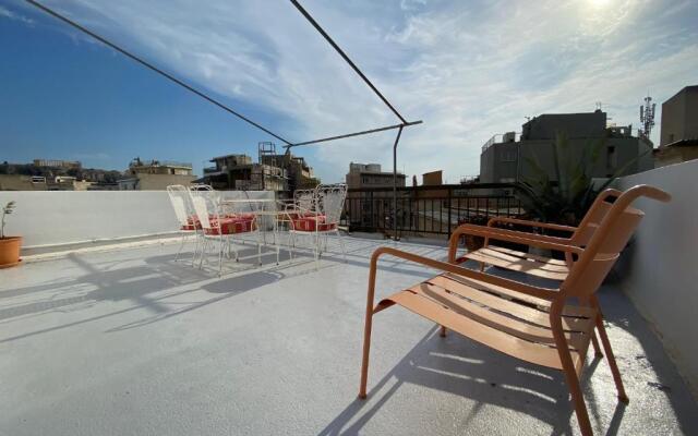 Central apts with Acropolis views - PK building
